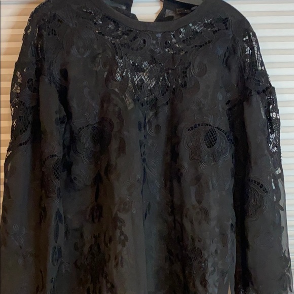 BCBG MAX AZRIA BLOUSE - Picture 2 of 3